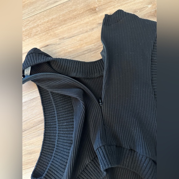 Zara Ribbed Openback Romper S - Picture 5 of 7